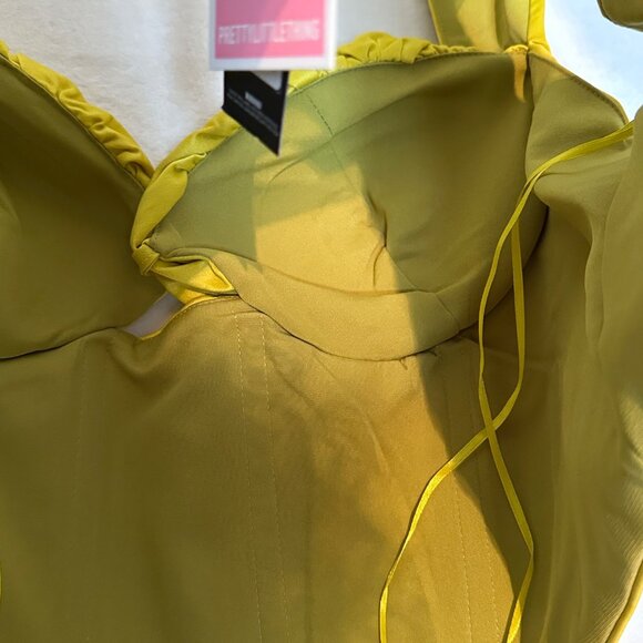 Womens Chartreuse Constructed Satin Ruched Bust Corset US/18 PrettyLittleThing - Picture 7 of 13